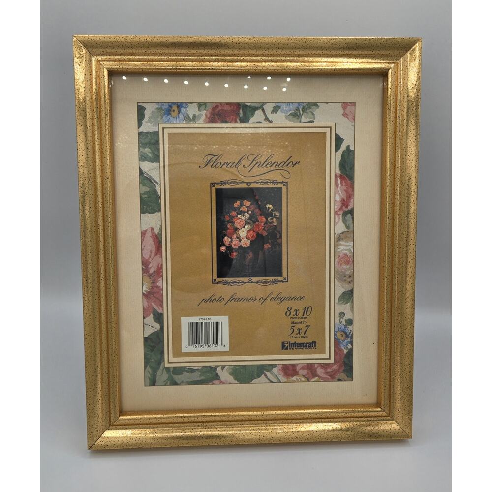 Vintage Floral Splender Picture Frame With Boarder For 5x7 Or An 8x10